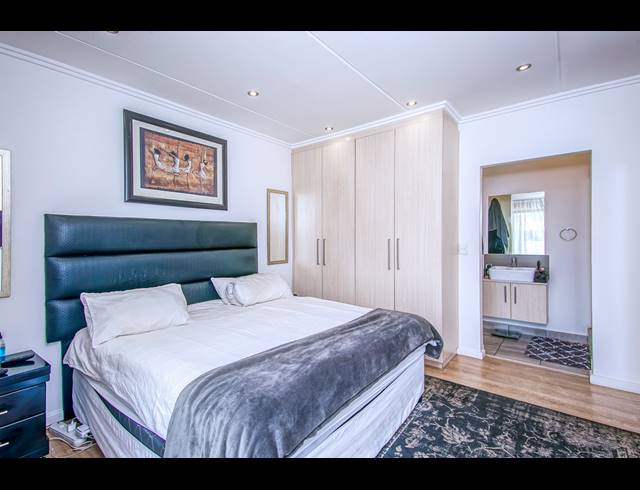 2 BEDROOM APARTMENT TO LET IN RIVONIA